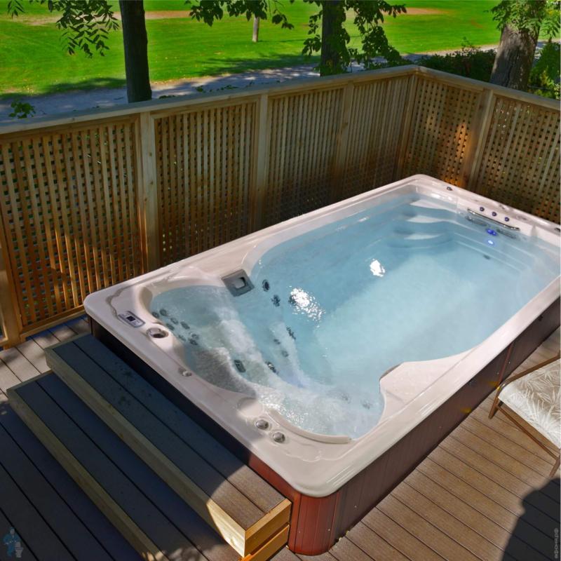 У нас вы можете не только купить спа-бассейн, но и заказать его установку и обслуживание. Мы гарантируем качество нашей работы.